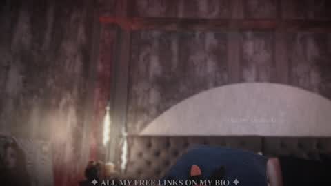 Snapshot of charlotte_germanotta_ chatting on February 2025 09:49:01 PM Charlotte online show from February 2025 09:49:01 PM