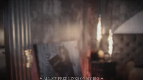 Snapshot of charlotte_germanotta_ chatting on February 2025 03:43:01 PM Charlotte online show from February 2025 03:43:01 PM