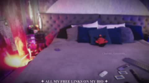 Snapshot of charlotte_germanotta_ chatting on September 2025 06:00:01 PM Charlotte online show from September 2025 06:00:01 PM