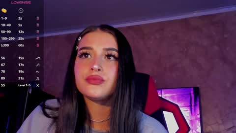 Charlotte  online show from January 2025 03:51:02 AM