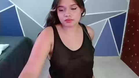 Snapshot of charlotte_greyx chatting on September 2025 06:00:01 PM Charlotte online show from September 2025 06:00:01 PM