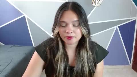 Snapshot of charlotte_greyx chatting on October 2025 05:46:02 PM Charlotte online show from October 2025 05:46:02 PM