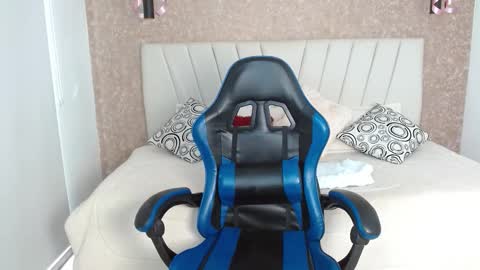 Snapshot of charlotte_greyx chatting on November 2025 05:56:02 PM Charlotte online show from November 2025 05:56:02 PM