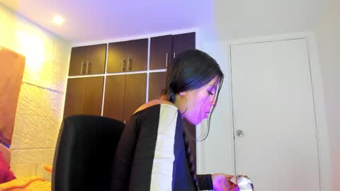 Charlotte Icee online show from February 2025 07:29:01 PM