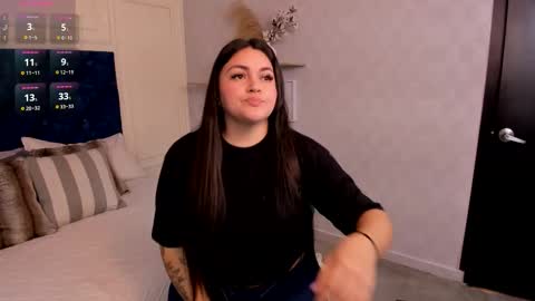 Charlotte Mayers online show from November 2025 11:35:01 AM