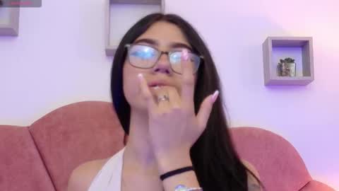 Charlotte  online show from November 2025 10:30:02 PM