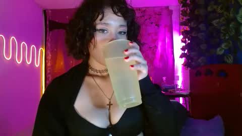 charlotte_morh_ online show from April 2026 01:41:02 AM