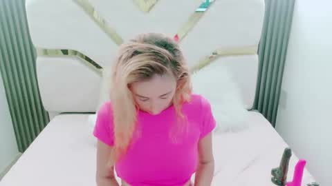 Charlotte online show from October 2025 01:38:01 AM