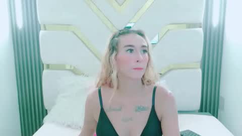 Charlotte online show from December 2025 12:16:02 AM