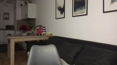 Charlotte Roche online show from December 2024 01:55:02 PM