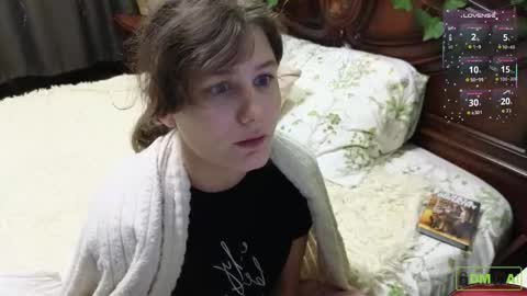 Charlotte online show from November 2025 09:14:01 PM