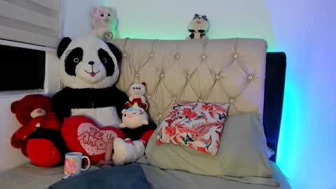 Snapshot of charlottee07 chatting on February 2026 02:30:01 AM charlottee07 online show from February 2026 02:30:01 AM