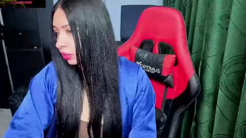 Snapshot of charlottee_lovee69 chatting on July 2026 01:01:01 AM Natalia online show from July 2026 01:01:01 AM
