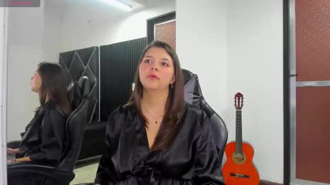 charlottee_starr online show from October 2025 08:19:02 PM