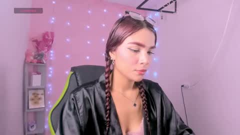 charlotteee online show from October 2025 03:51:02 AM