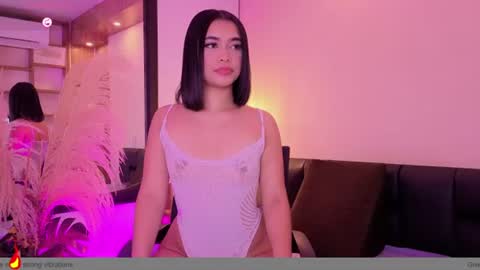Snapshot of charlotteg18 chatting on August 2026 03:27:02 AM Charlote online show from August 2026 03:27:02 AM