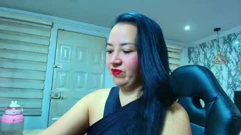 Charlotte  Schmidt online show from September 2025 11:43:01 AM