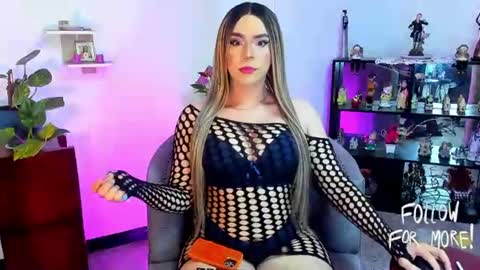 Snapshot of charlottevillorina chatting on June 2026 06:51:01 AM charlotte villorina online show from June 2026 06:51:01 AM