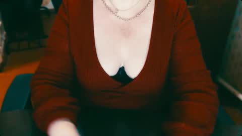 CharlotteXTasty online show from December 2024 01:43:02 PM