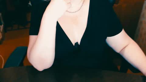 CharlotteXTasty online show from December 2024 03:37:01 PM