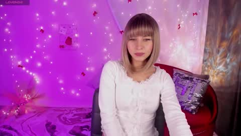 Snapshot of charmbianca chatting on December 2025 10:55:01 AM Bianca online show from December 2025 10:55:01 AM