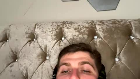 charmerboi2 online show from April 2026 09:23:02 AM