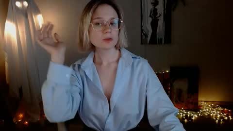 Michelle  online show from October 2025 04:16:02 AM