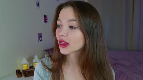 Kaylee online show from September 2025 03:44:02 PM