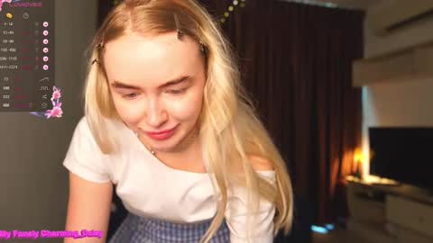 my fansly Charming daisy              My Wishlist  for new toys     online show from February 2025 02:10:02 AM