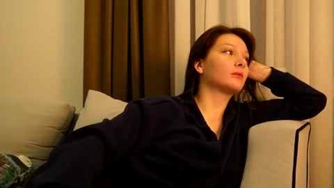 katie online show from February 2026 06:15:02 PM