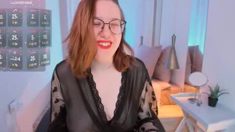 Snapshot of charmygrace chatting on February 2025 06:54:02 AM Grace online show from February 2025 06:54:02 AM