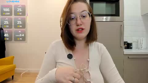 Snapshot of charmygrace chatting on June 2026 08:40:02 AM Grace online show from June 2026 08:40:02 AM