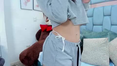 Snapshot of charolnox chatting on February 2026 12:34:02 PM Charol online show from February 2026 12:34:02 PM