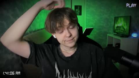 lynxy online show from October 2025 10:40:02 PM