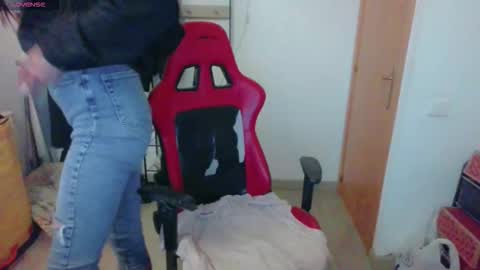 Chasey online show from November 2025 01:08:01 AM