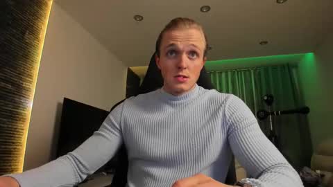 Chase Reed online show from December 2025 07:53:02 PM