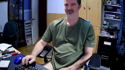 wanaBeYourToy online show from December 2024 07:41:02 PM