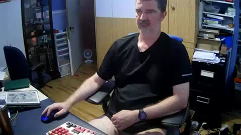 wanaBeYourToy online show from July 2026 04:57:01 PM