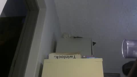 Snapshot of chaturbatordeluxe chatting on December 2025 03:12:01 AM chaturbatordeluxe online show from December 2025 03:12:01 AM