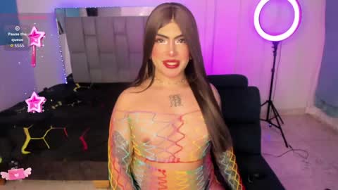 Sophie  online show from June 2026 10:59:01 PM