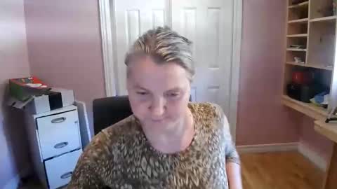 chealsiek online show from January 2026 03:47:01 PM