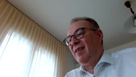 Snapshot of cheer2u chatting on February 2025 11:55:01 AM cheer2u online show from February 2025 11:55:01 AM