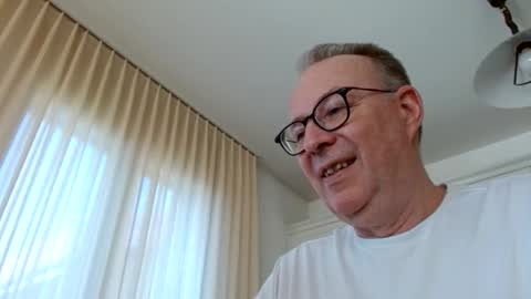 Snapshot of cheer2u chatting on March 2026 02:01:01 PM cheer2u online show from March 2026 02:01:01 PM