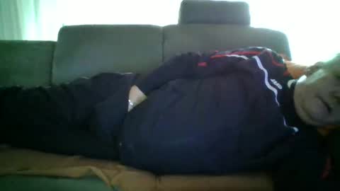 Tom online show from November 2025 12:58:02 PM