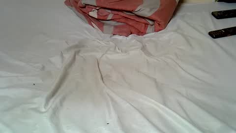 Keve Meddy online show from March 2026 05:15:02 AM