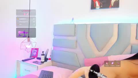 Snapshot of chel_18 chatting on September 2025 08:02:02 PM chel online show from September 2025 08:02:02 PM