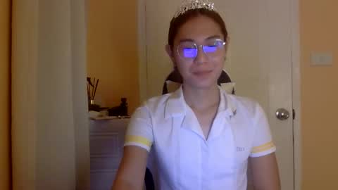 chelly4u69 online show from December 2025 11:34:01 PM