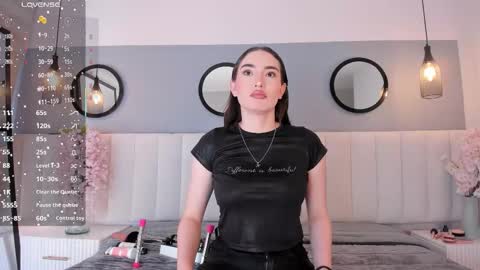 Snapshot of chelsea_bolton_ chatting on March 2026 01:02:01 PM chelsea_bolton_ online show from March 2026 01:02:01 PM