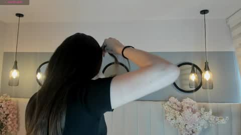 chelsea_bolton_ online show from April 2026 12:21:01 PM