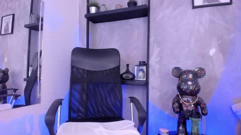 Chelsea  online show from January 2025 11:33:01 PM